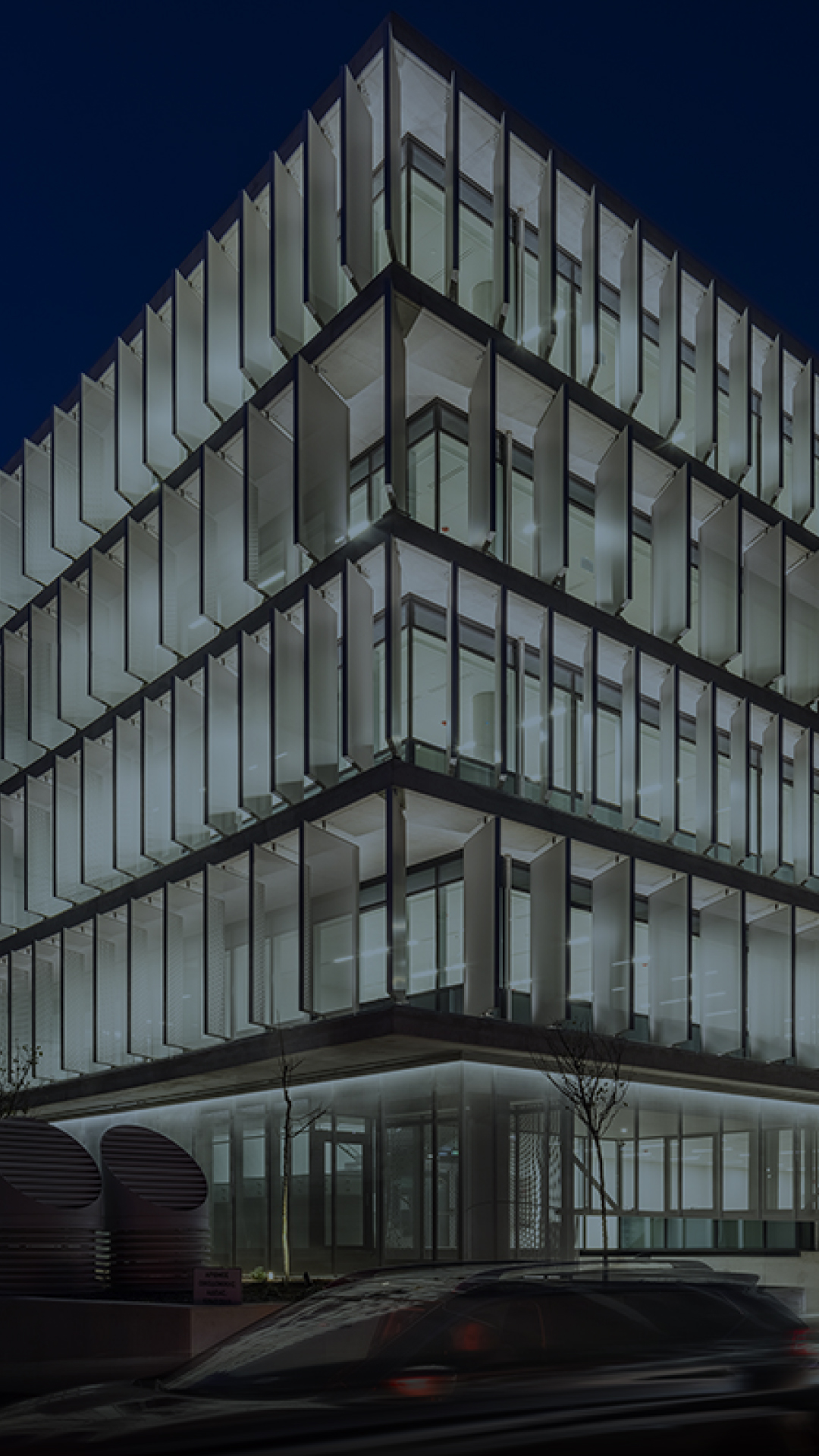 Google building header | mobile2